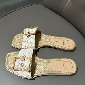 Dolce Vita Size 8 Sandstone Woven Slide